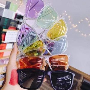 Kính Tây màu đủ màu